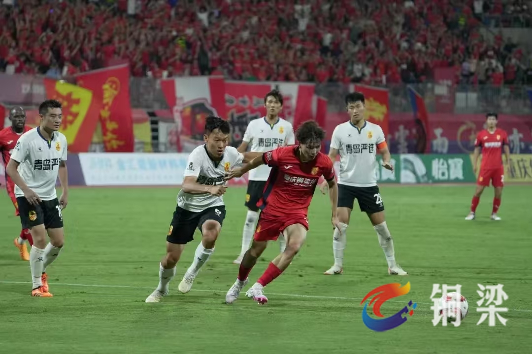 3月15日，燃起来！2025中甲联赛即将开启，重庆铜梁龙足球队首场对阵青岛红狮
