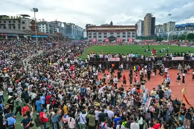 国足亚运会直播